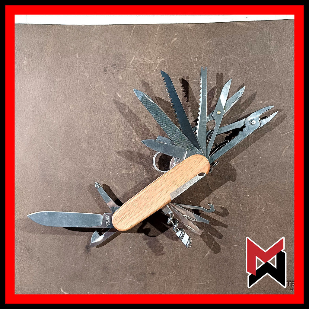 Victorinox - Swisschamp Wood - 1.6791.63