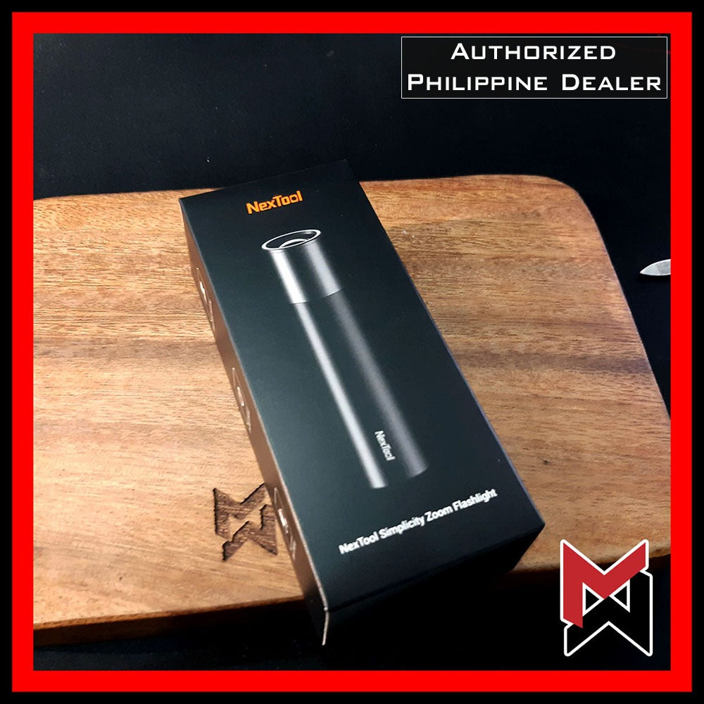 Nextool Minimalist Zoom Flashlight - 1200mah / 150 lumens at 3 hours / 15 lumens at 15 hours